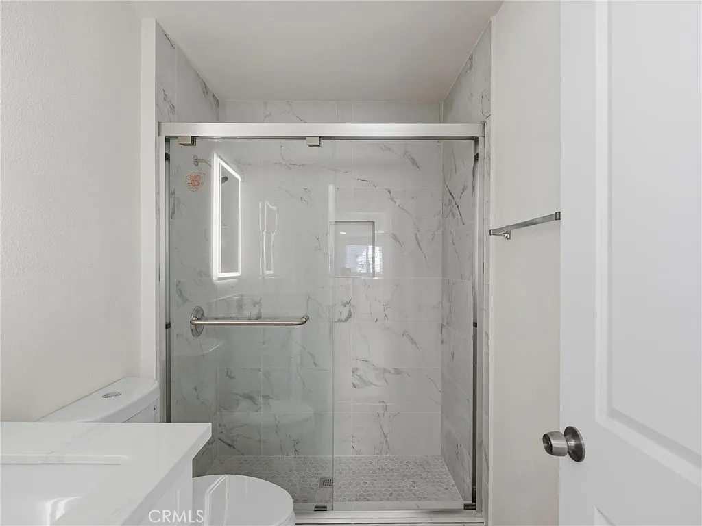 2 bed, 680 sqft, $2,500 — Photo 4