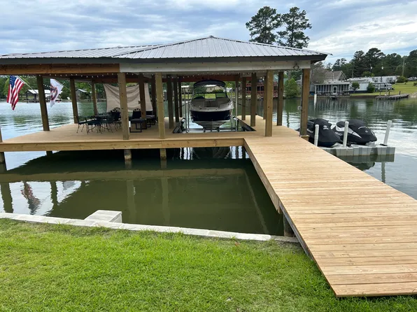 98 Kiowa Ln, Dadeville, AL 36853