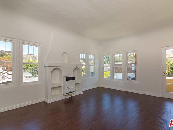4th image of 501 Hill Dr