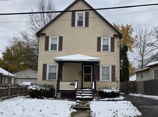 116 Akron St, Rochester, NY 14609