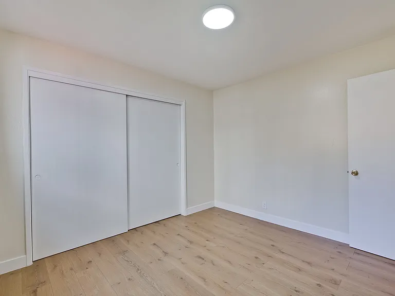 2908 Birdsall Ave #2908 — Photo 12