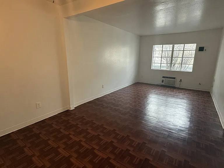 5603 Jackson St — Photo 25