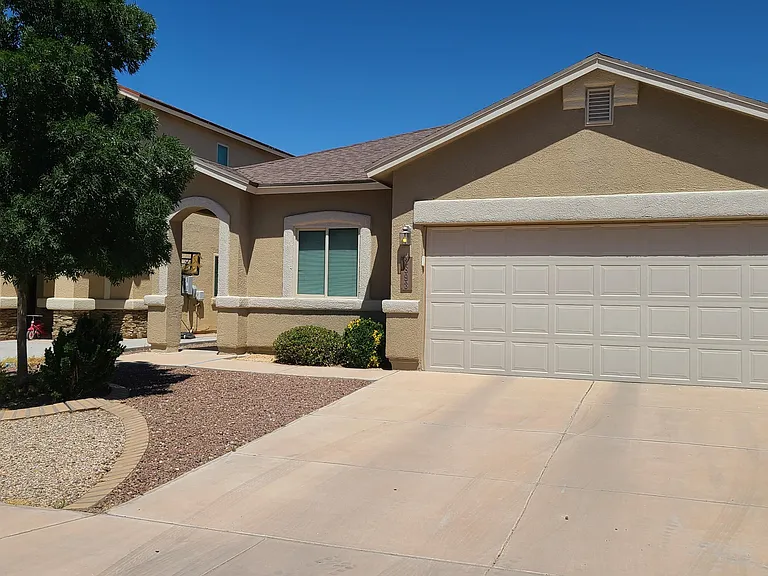 3893 Loma Brisa Dr — Photo 2