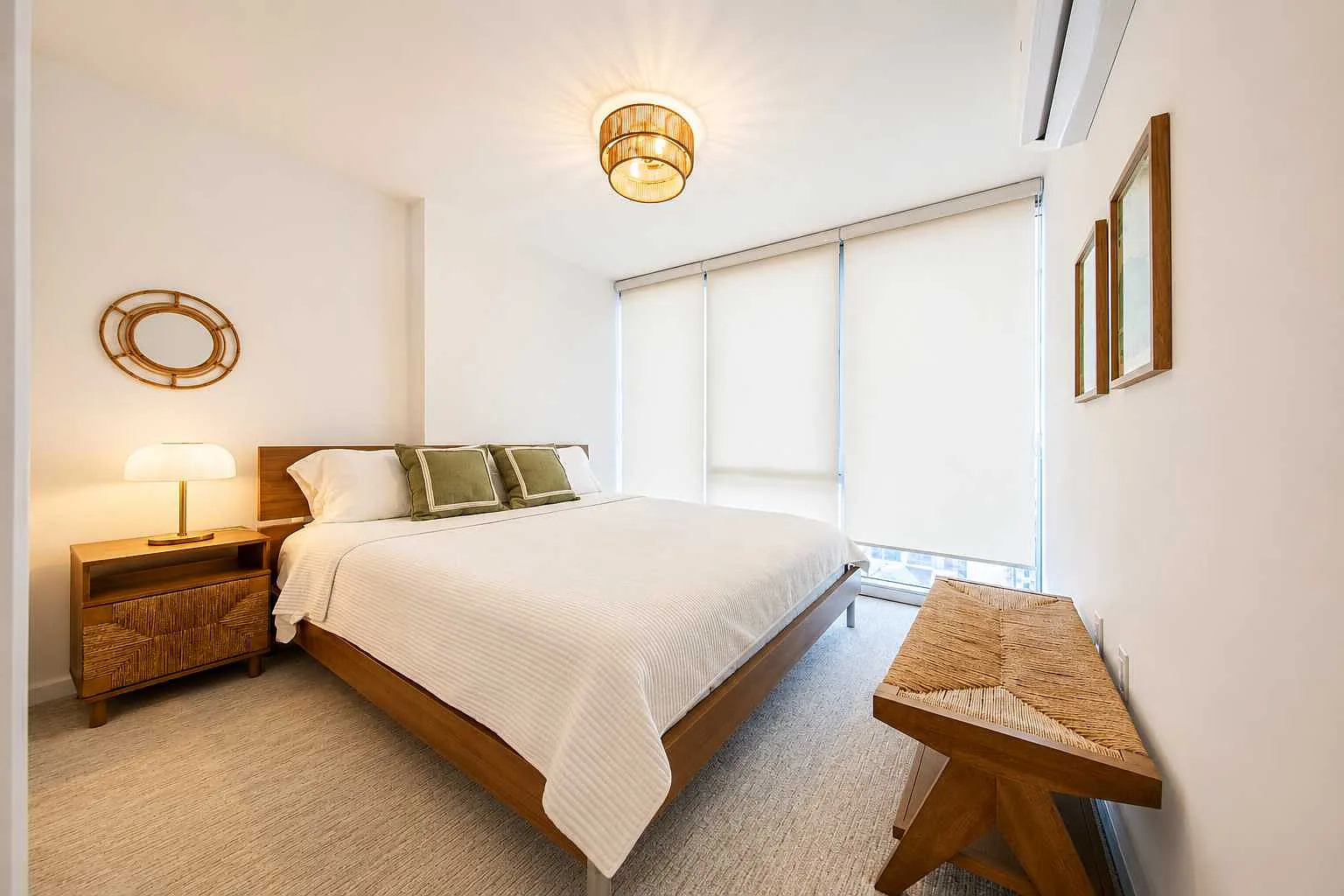 1 bed, 563 sqft, $3,600 — Photo 4