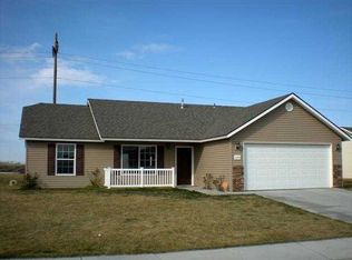 8709 La Salle Dr, Pasco, WA 99301