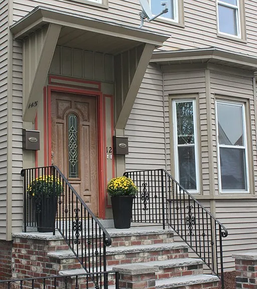 145 Pearl St #1 — Photo 10