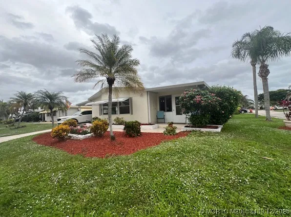 6270 S Ironwood Ln, Lake Worth, FL 33462