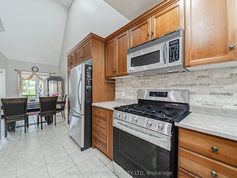 93 Lynch Cir — Photo 14