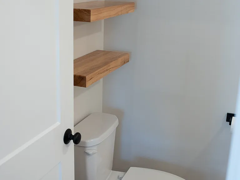 729 E Main St — Photo 15