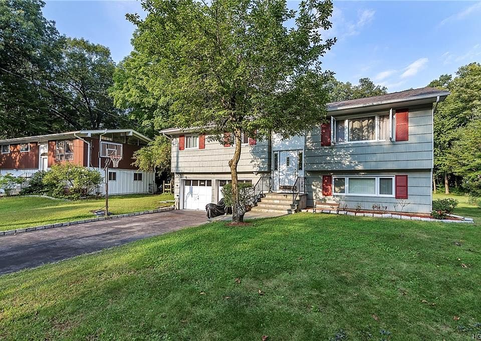 1st image of 41 Winthrop Dr