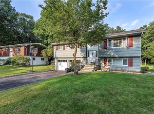 41 Winthrop Dr, Cortlandt Manor, NY 10567