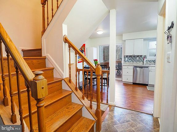 5th image of 15257 Valley Stream Dr