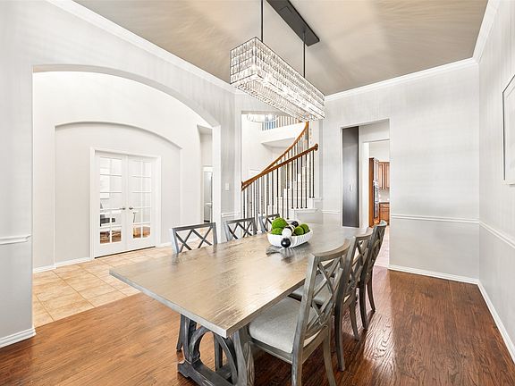 5th image of 3409 Balboa Ct