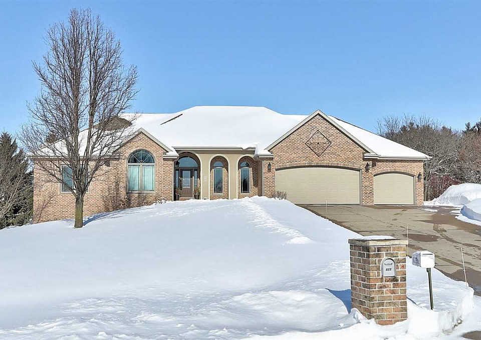 1st image of 825 E Orchard View Dr