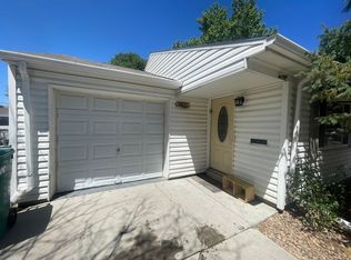 9899 E 7th Ave, Aurora, CO 80010