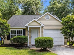 614 S Hampton Dr, Jacksonville, NC 28546