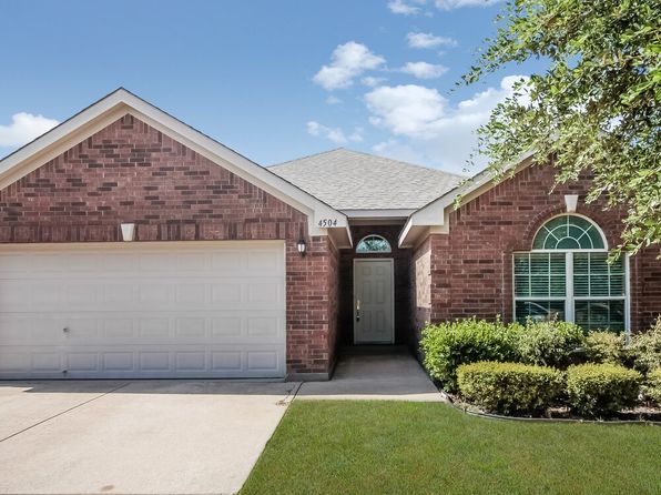 4504 Emerald Leaf Dr