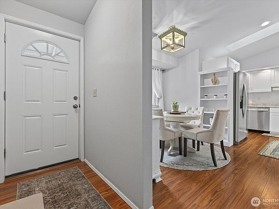 3rd image of 875 Milan Lane
