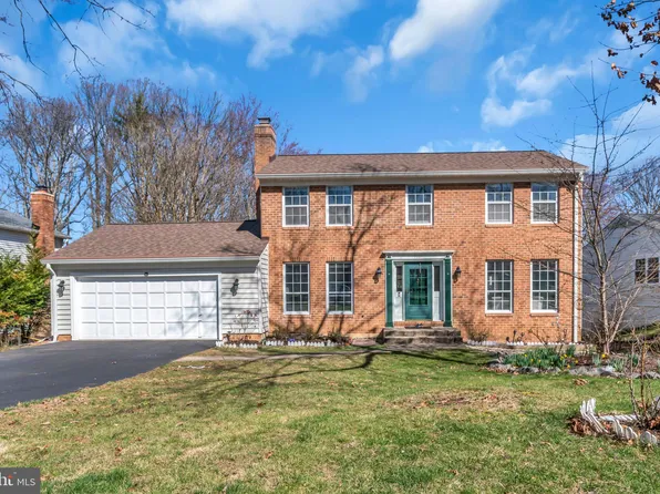 7607 Maritime Ln, Springfield, VA 22153