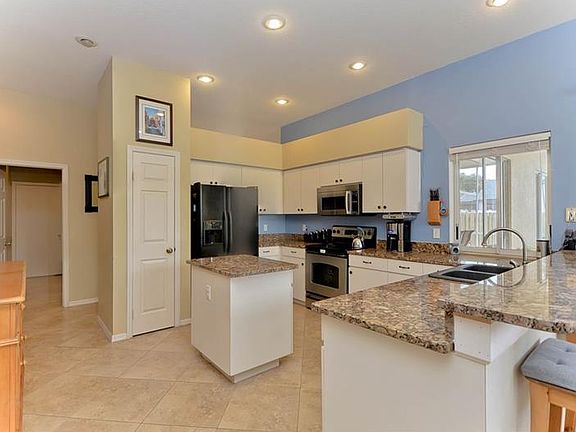 5th image of 4010 Lithia Ridge Blvd