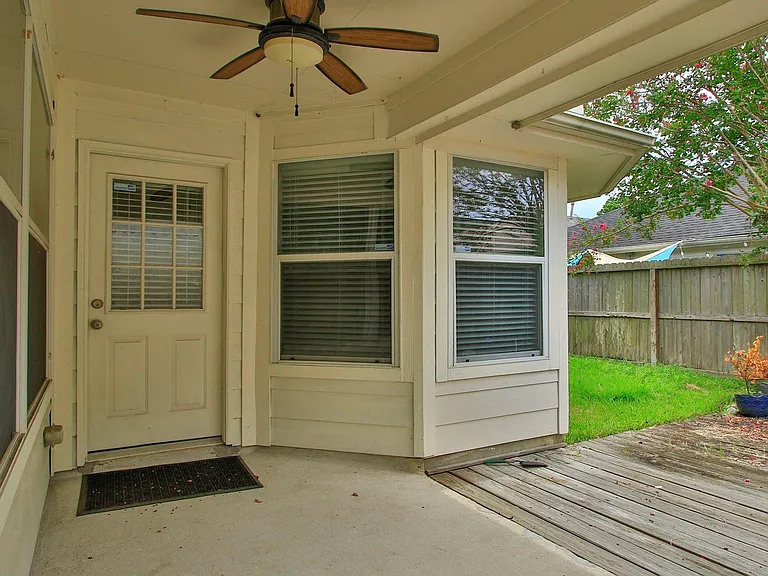 15938 Cottage Ivy Cir — Photo 31
