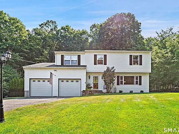 4 Windaway Road, Bethel, CT 06801