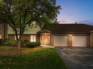 1410 Partridge Ln #6, Arlington Heights, IL 60004