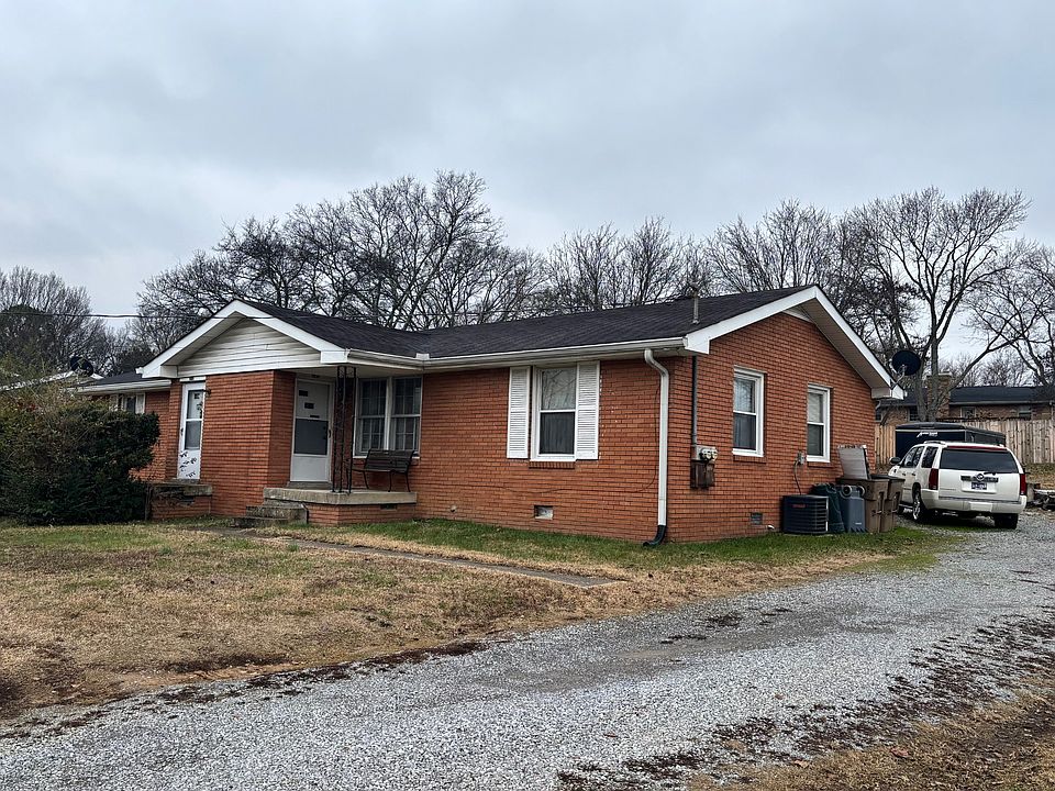 1st image of 210 Anderson Ln