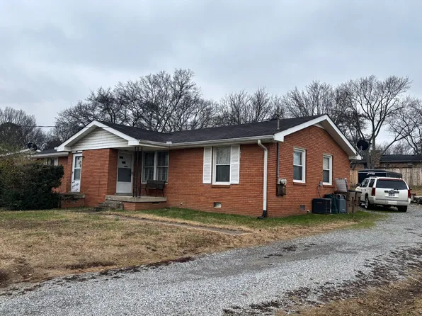 210 Anderson Ln, Hendersonville, TN 37075