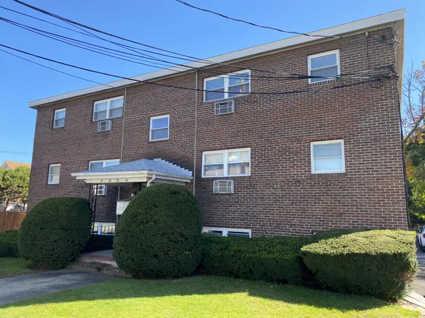 10 Flood St APT B, Waltham, MA 02453