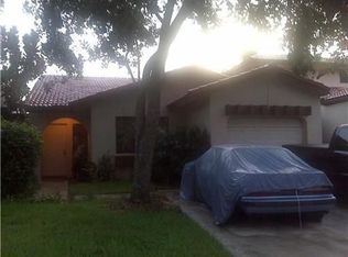 17442 NW 66th Ct, Hialeah, FL 33015