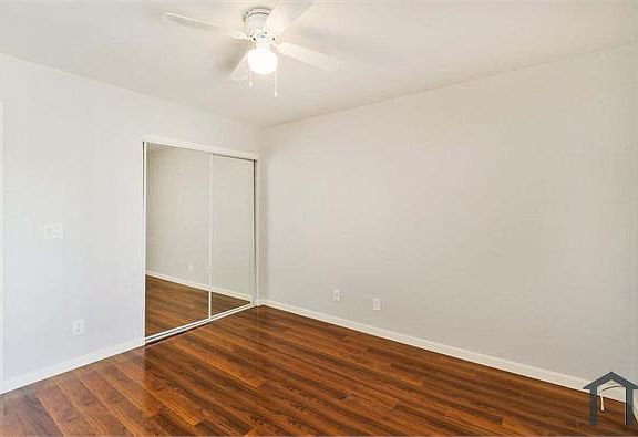 3rd image of 813 W 14th St