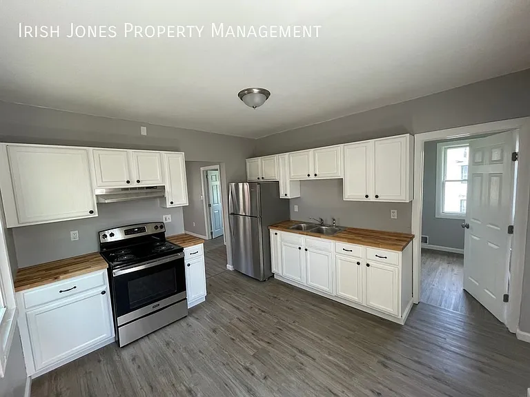529 Winslow Ave #UPPER — Photo 2