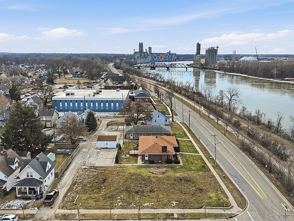 5th image of 611 Miami St