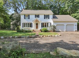 325A Scott Swamp Rd, Farmington, CT 06032