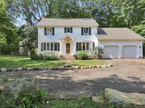 325A Scott Swamp Road, Farmington, CT 06032
