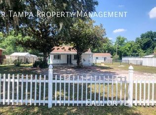 5243 5th St, Zephyrhills, FL 33542