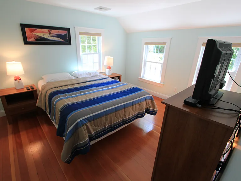 321 Williston Rd — Photo 7