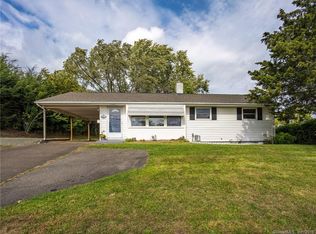 168 Westfield St, Middletown, CT 06457