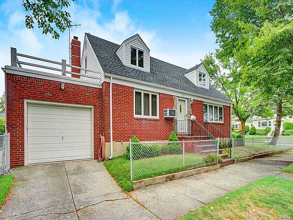 2nd image of 1323 Lowell Ave