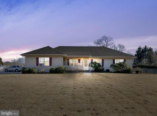 130 Rose Dr, Mullica Hill, NJ 08062
