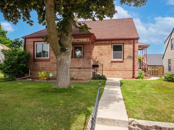 1736 Minnesota AVENUE, South Milwaukee, WI 53172