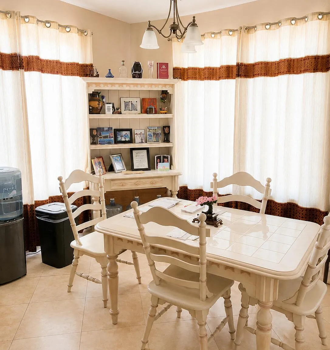 3 bed, 2.0 bath, 2189 sqft, $2,950 — Photo 4
