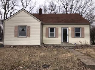 8804 W Cornbread Rd, Yorktown, IN 47396