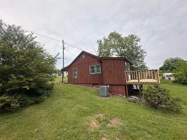 505 Glendale Ave — Photo 6