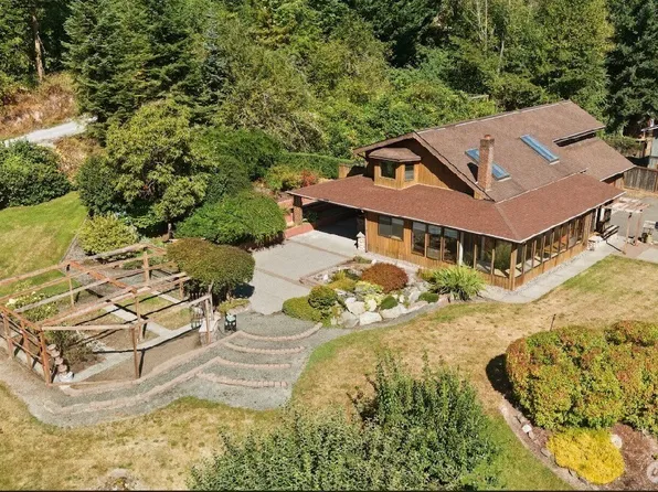 312 Antonie Avenue N, Eatonville, WA 98328