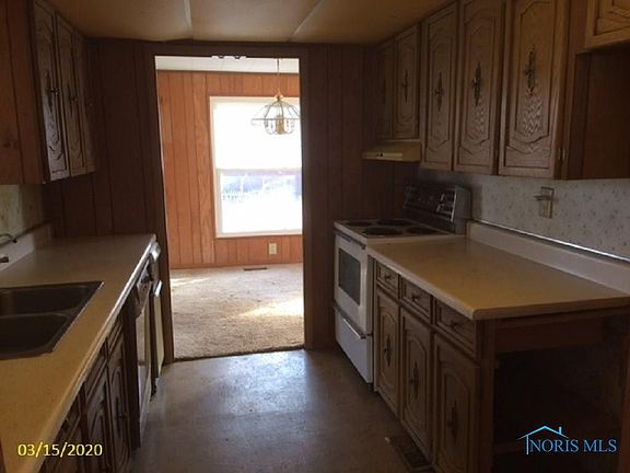 5th image of 363 Chicago Ave
