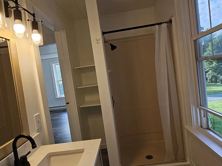 27 Beaver Rd #2 — Photo 9