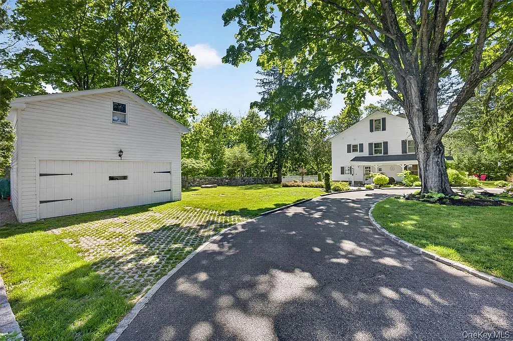 Building Photo - 31 Avenue A
