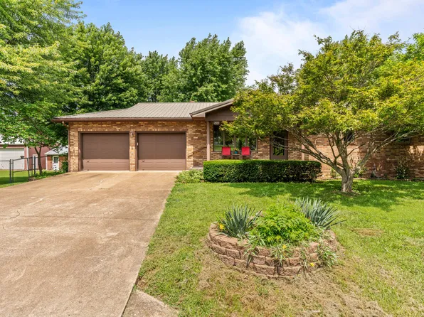 1505 W Lincoln Street, Buffalo, MO 65622